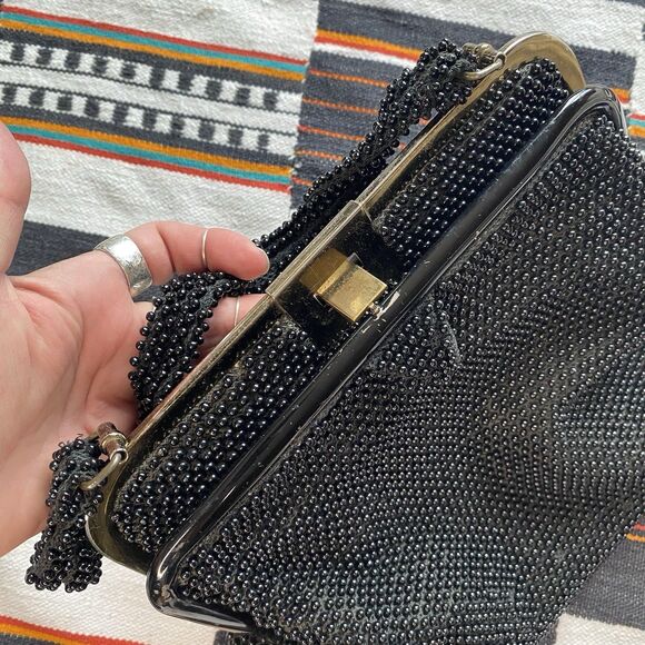 Vintage 40’s/50’s Corde Bead Handbag. Black Beaded With Gold Hardware. Rare. - Picture 16 of 16